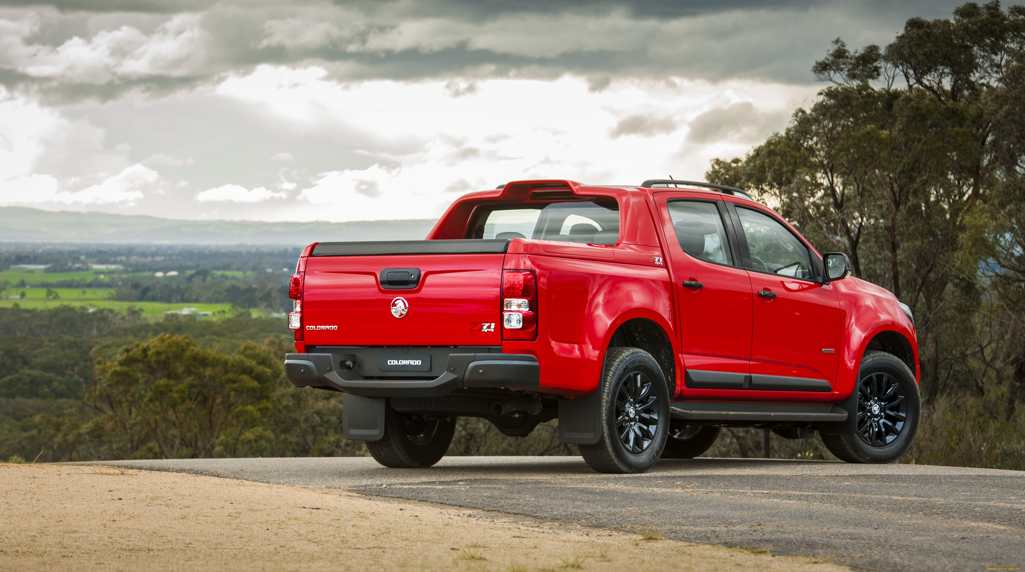 , holden, cab, crew, colorado, z71, 2016